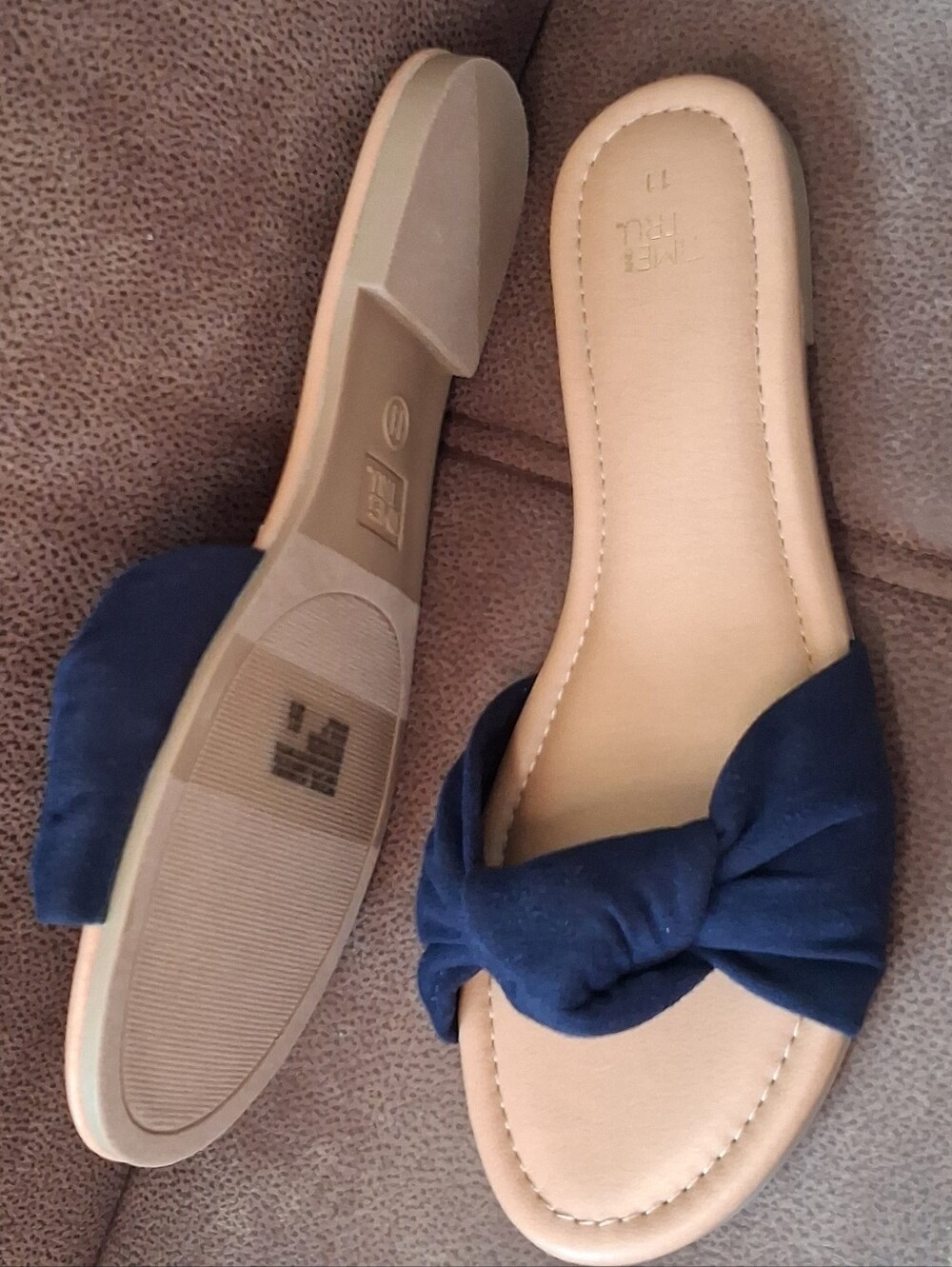 Time and Tru Navy Knot Slide Sandals Women's Size 11